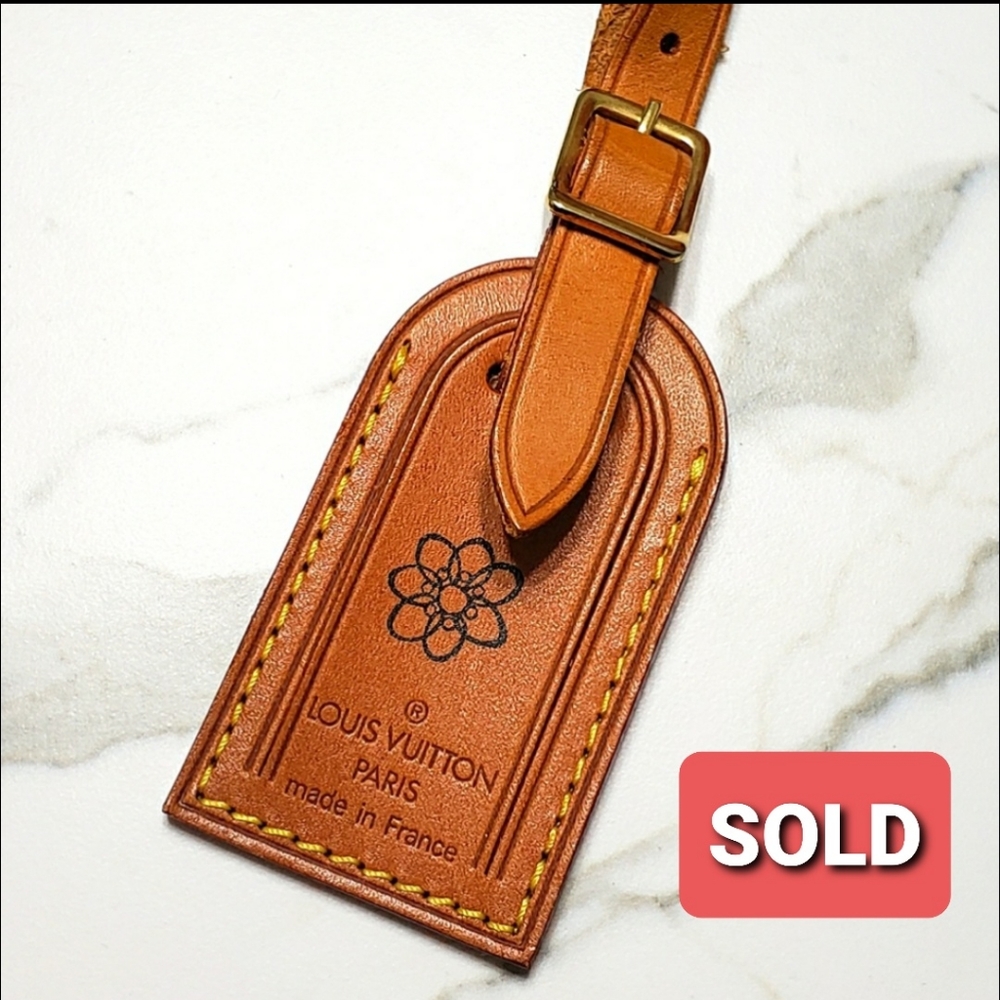 ❌SOLD❌ Louis Vuitton Vintage SMALL Luggage Tag